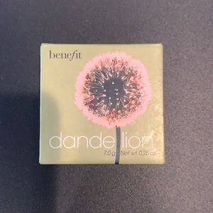 Benefit Dandelion Brightening Powder Blush